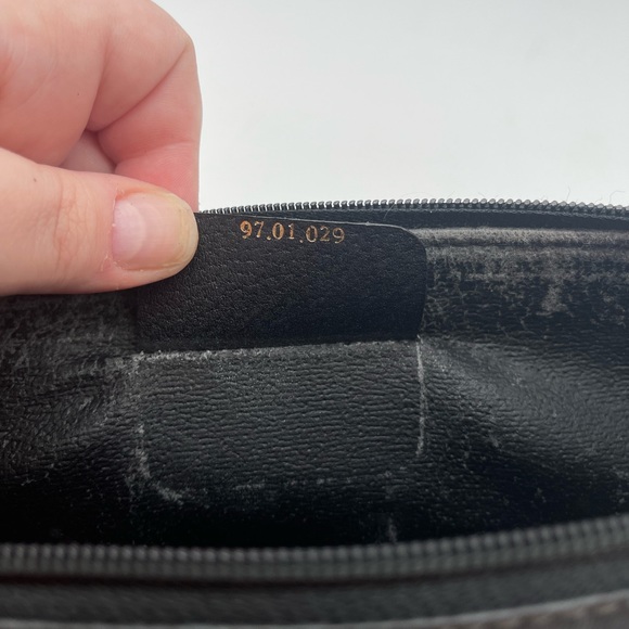 Gucci Vintage Clutch - Picture 7 of 12